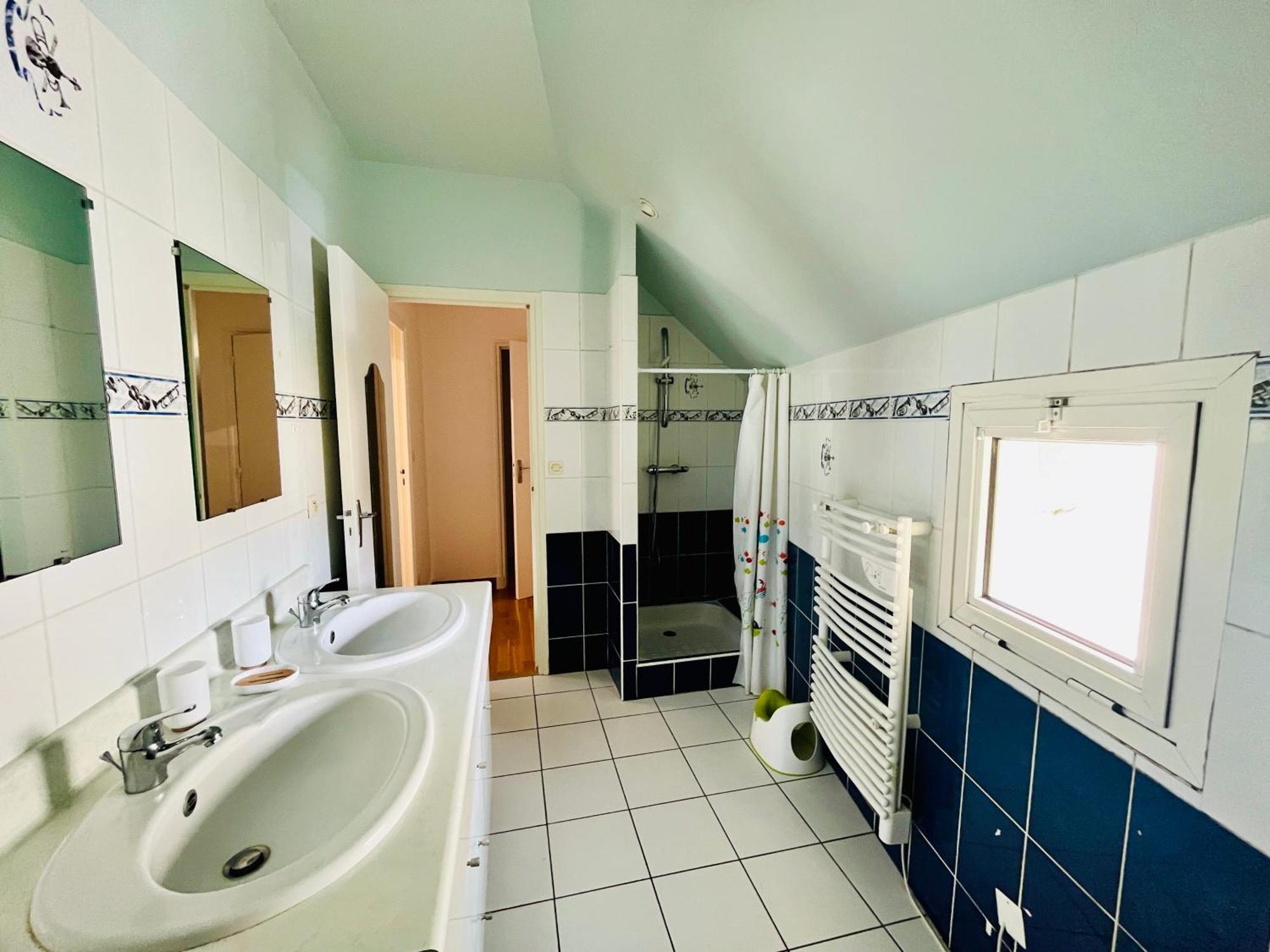 Centre-Bourg, Calme, Familial, L'Appart Du Clocher Limeray Ngoại thất bức ảnh